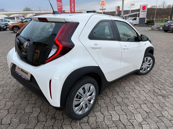 Toyota Aygo X 53 kW image number 2