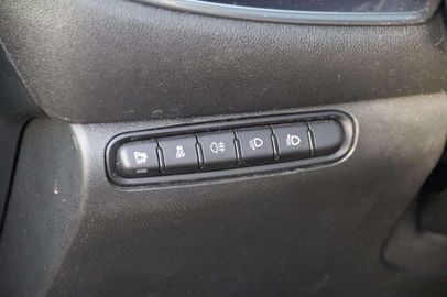 Car image 33