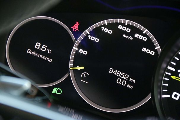 Porsche Panamera 4 Sport Turismo E-Hybrid 340 kW image number 21