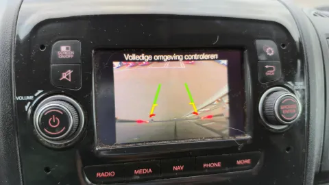 Car image 28