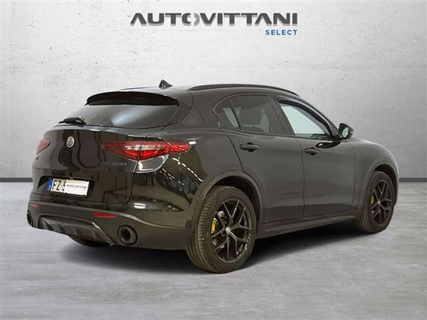 Alfa Romeo Stelvio 2.0 Turbo B-Tech 206 kW image number 4