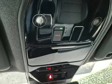 Car image 33
