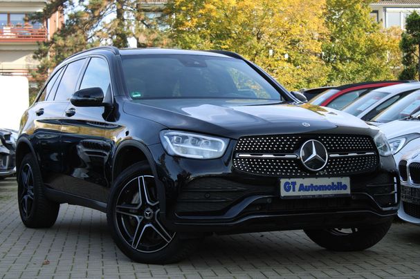 Mercedes-Benz GLC 300 e 4Matic 235 kW image number 2