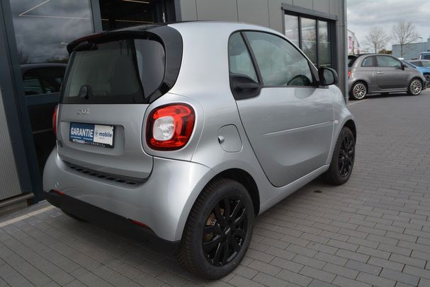 Smart ForTwo coupe EQ 60 kW image number 12