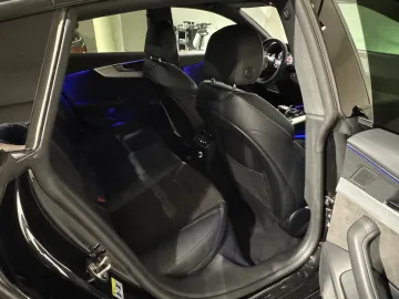 Car image 41