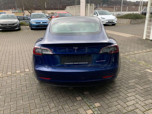 Tesla Model 3 Long Range AWD 366 kW image number 4