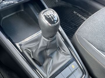 Car image 15