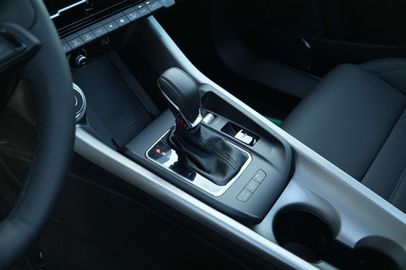 Car image 33