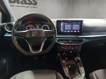 Car image 14