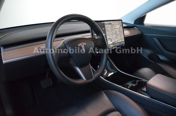 Tesla Model 3 Standard Range 239 kW image number 13