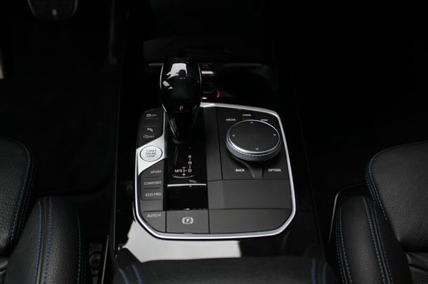 BMW 120i 141 kW image number 7