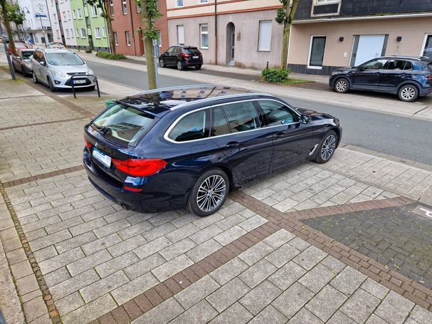 BMW 530d Touring 195 kW image number 11