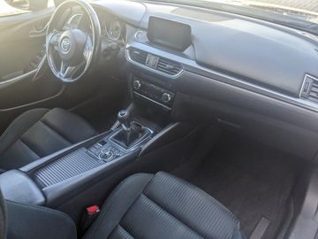 Car image 30