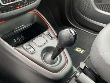 Car image 22