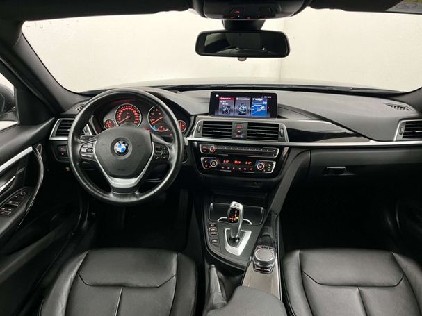 BMW 320d Touring xDrive 140 kW image number 21