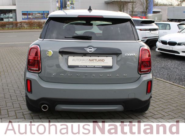 Mini Cooper SE Countryman All4 Trim ALL4 162 kW image number 3