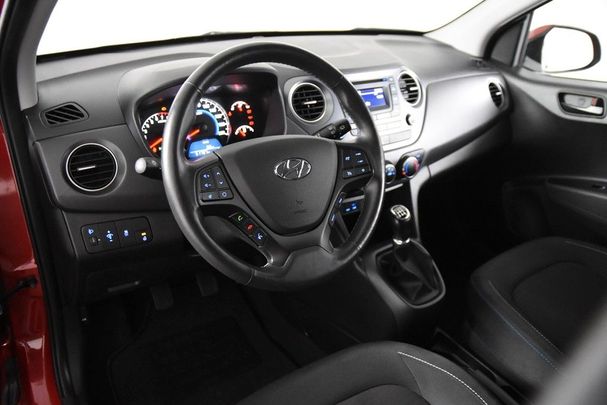 Hyundai i10 1.0 Passion 49 kW image number 9