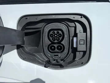 Car image 39
