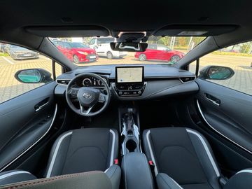 Car image 8