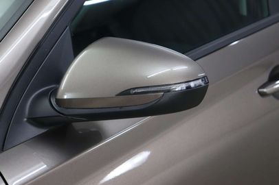 Car image 31