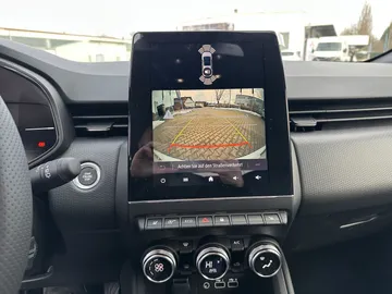 Car image 28