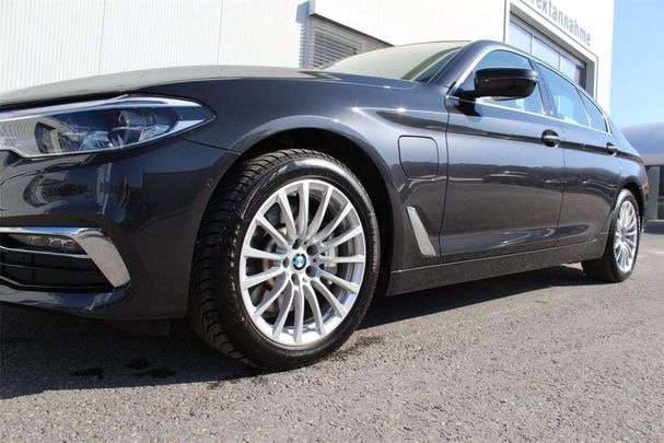 BMW 530 xDrive 215 kW image number 8