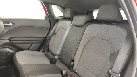 Car image 26