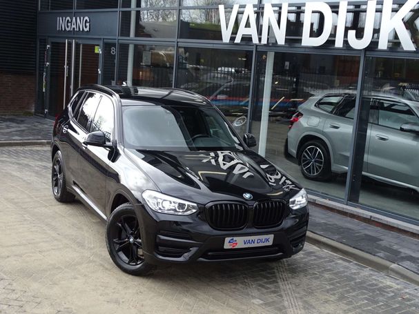 BMW X3 xDrive30e M Sport 215 kW image number 2