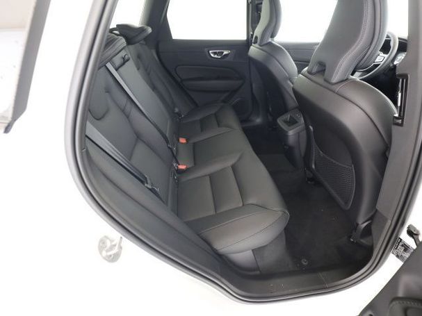 Volvo XC60 B4 145 kW image number 5