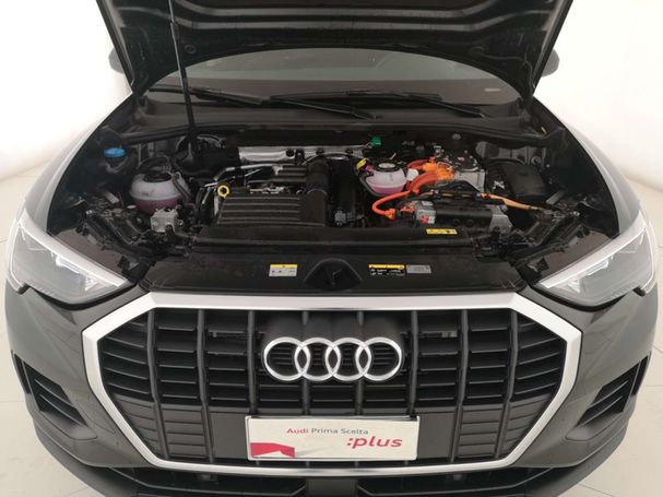 Audi Q3 45 TFSIe S tronic 180 kW image number 11