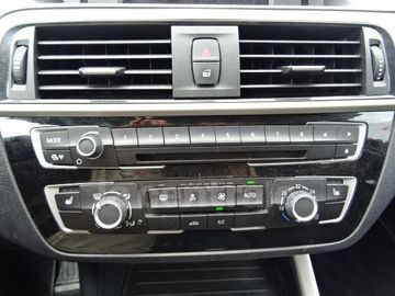 Car image 33