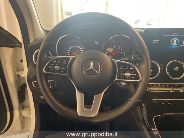 Mercedes-Benz GLC 300 de 225 kW image number 18