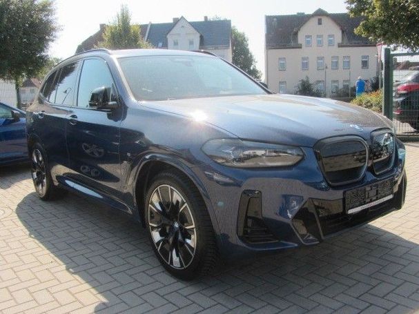 BMW iX3 Impressive 210 kW image number 2