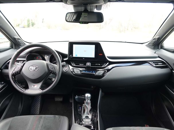 Toyota C-HR 2.0 Hybrid 135 kW image number 16