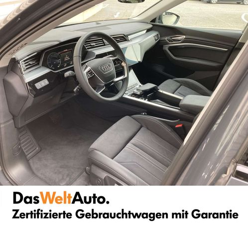 Audi Q8 55 quattro e-tron Business 250 kW image number 4