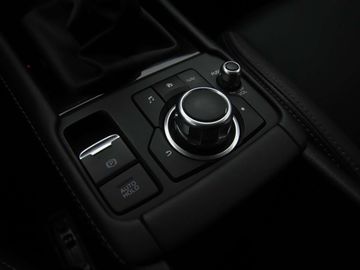 Car image 36