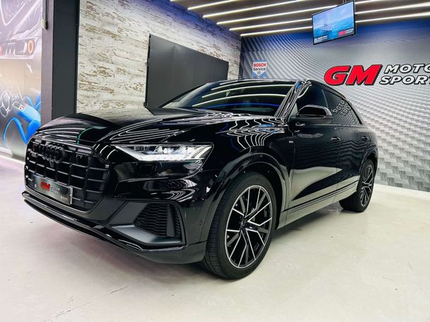 Audi Q8 55 TFSI quattro Tiptronic 250 kW image number 1