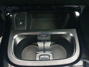 Car image 31