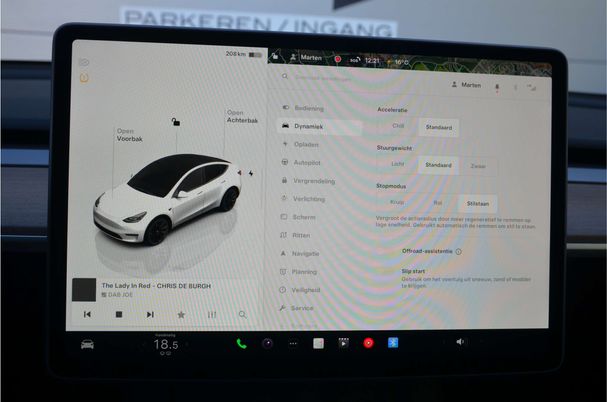 Tesla Model Y Long Range AWD 258 kW image number 21