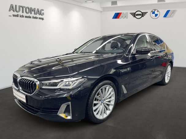 BMW 530 e 215 kW image number 1