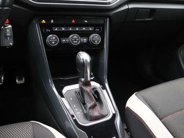 Car image 33