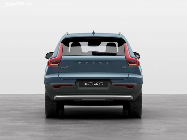 Volvo XC40 Core 145 kW image number 4