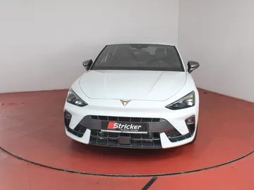 Car image 46