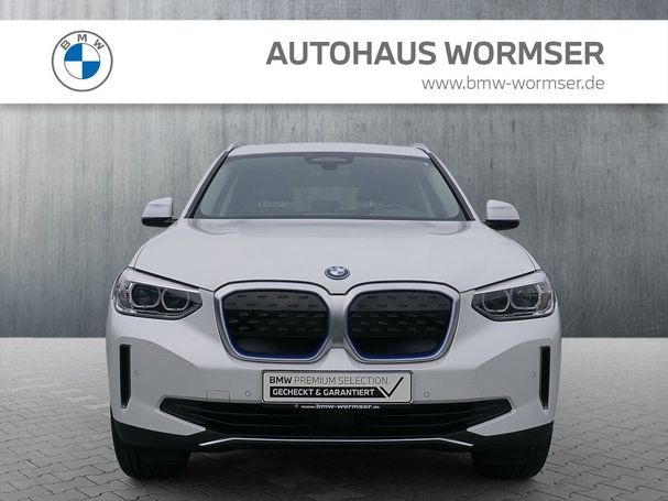 BMW iX3 210 kW image number 2