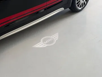 Car image 33
