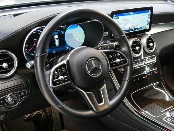 Mercedes-Benz GLC 300 de 225 kW image number 9