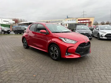 Car image 3