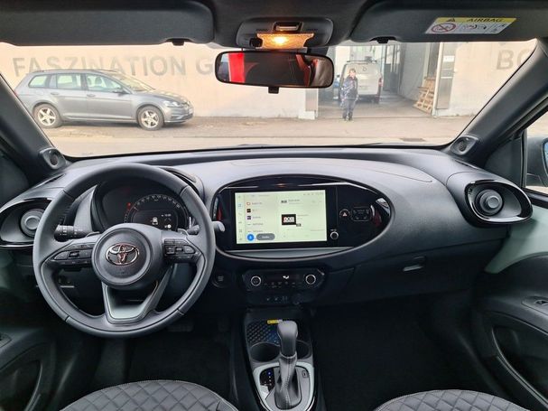 Toyota Aygo X CVT 53 kW image number 9