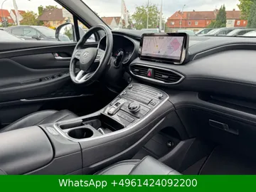 Car image 27