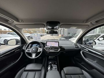 Car image 38